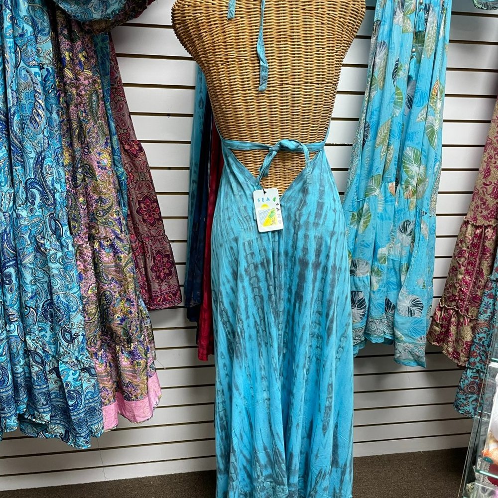 COPY - NEW NWT SEA & SAND BATIK SOFT BLUE RAYON BARE BACK HALTER TIE SUMMER DRE… - Picture 4 of 8